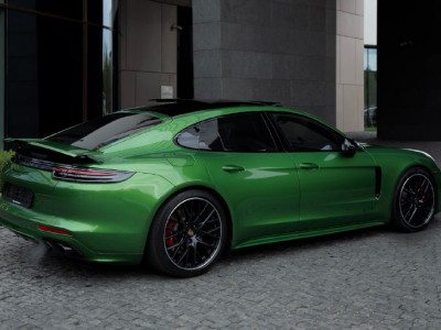 Porsche Panamera GTS